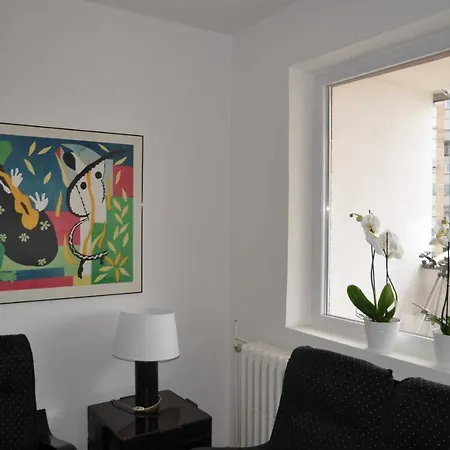 Daire Spacious In The Heart Of