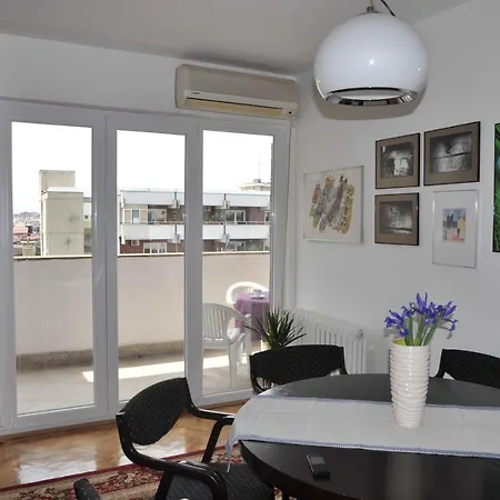 Spacious In The Heart Of Daire Üsküp