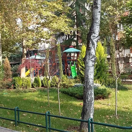 Daire Spacious In The Heart Of